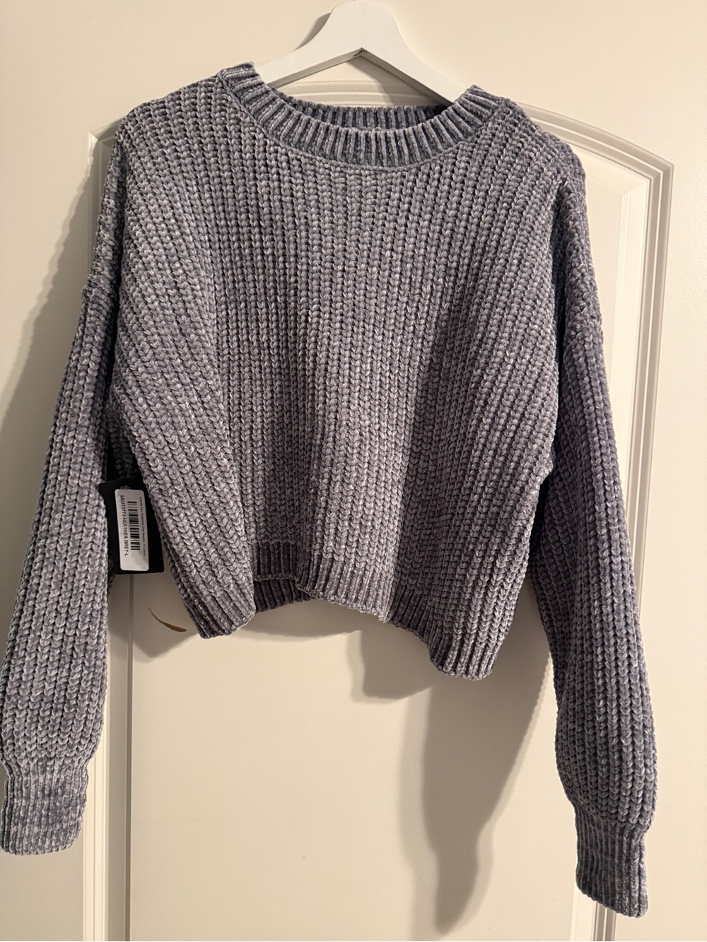 Zenana Outfitters Cropped Chunky Knit Crew Sweater - Heather Gray